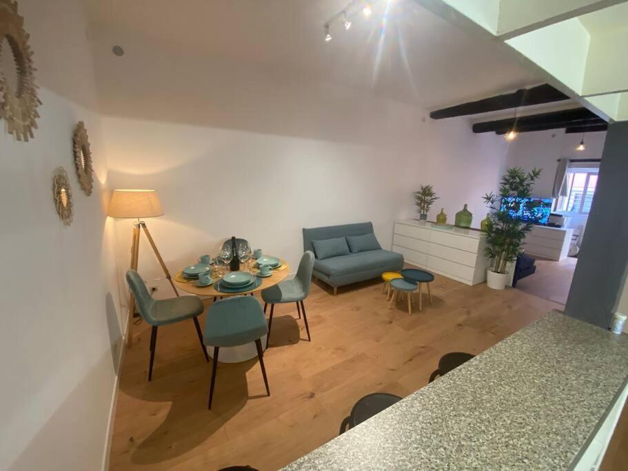 Loft - Centre Historique Apartment Villefranche-sur-Mer Luaran gambar