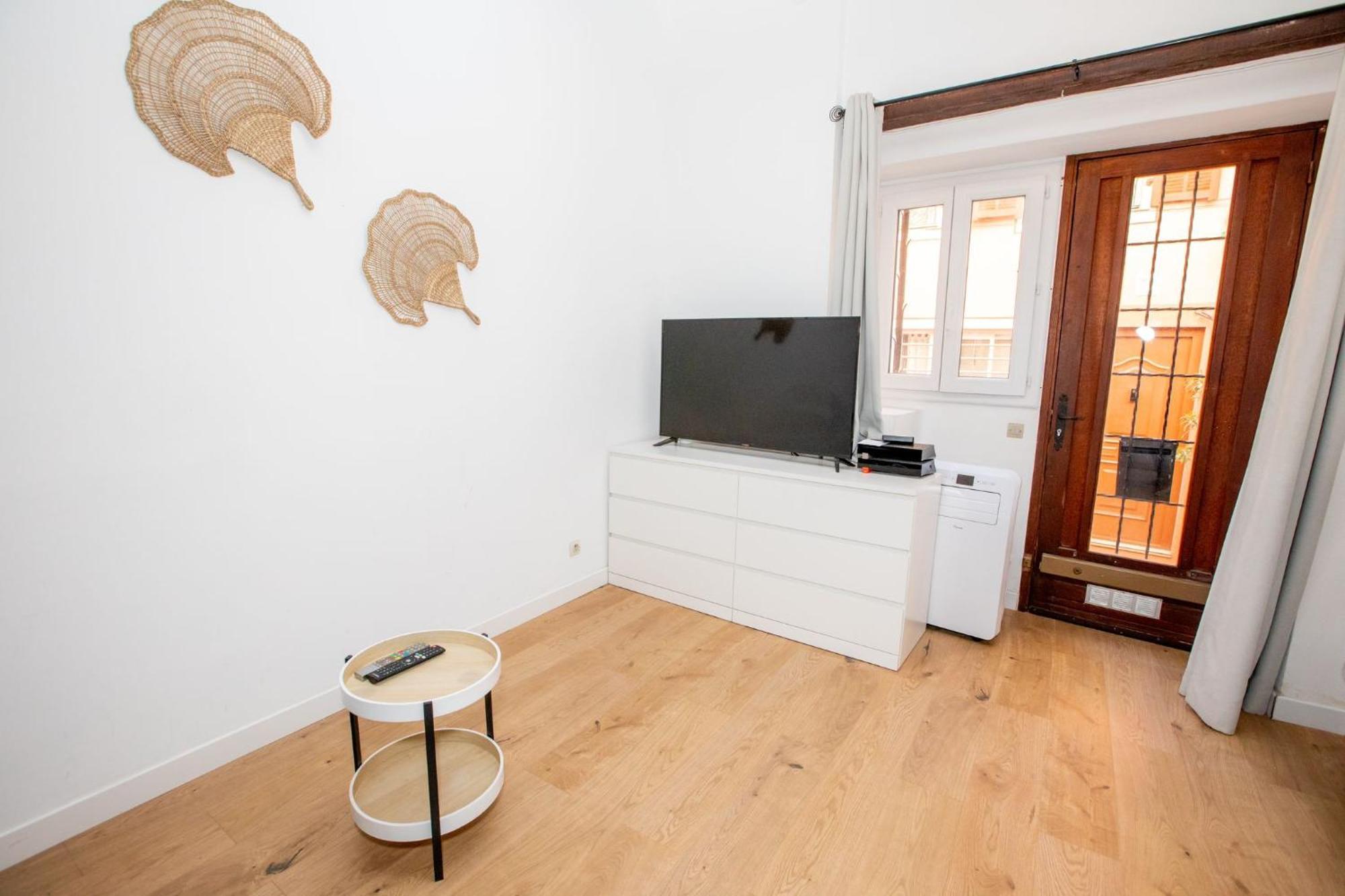 Loft - Centre Historique Apartment Villefranche-sur-Mer Luaran gambar